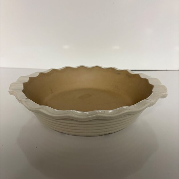 Pampered Chef Family Heritage New Traditions Stoneware Pie Dish 10" Baking Pan - Picture 1 of 7